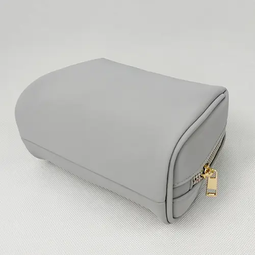 Guangzhou Factory New Style Professional Makeup Bag Best Travel Cosmetic Bag